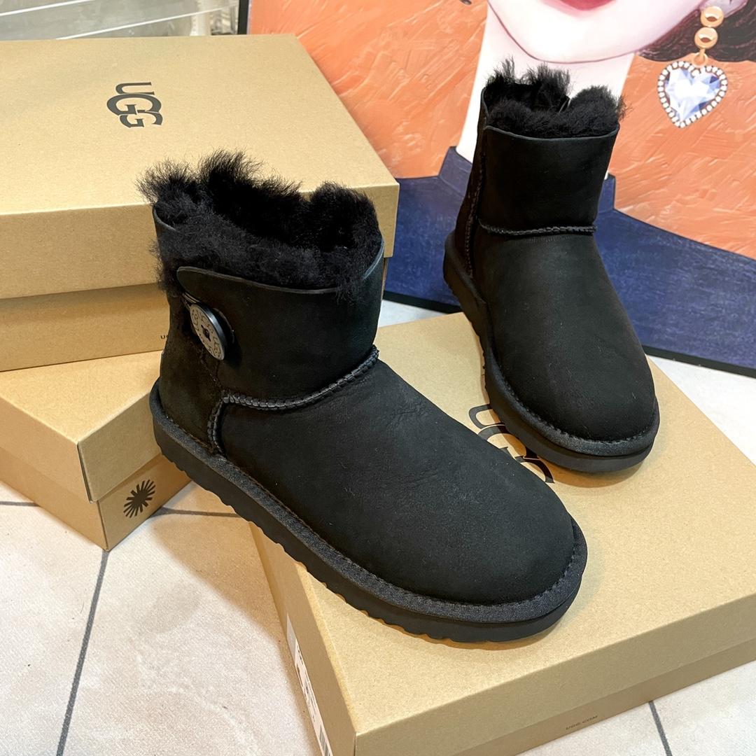 Ugg Boots - DesignerGu