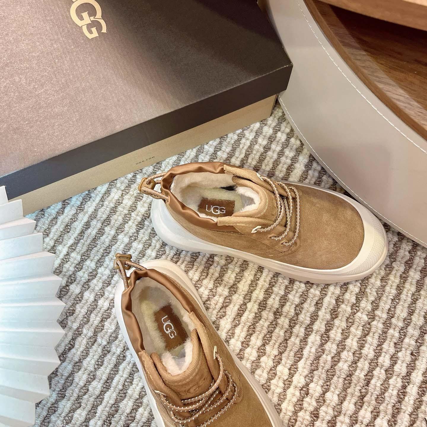 UGG Neumel Weather Hybrid Chukka - DesignerGu