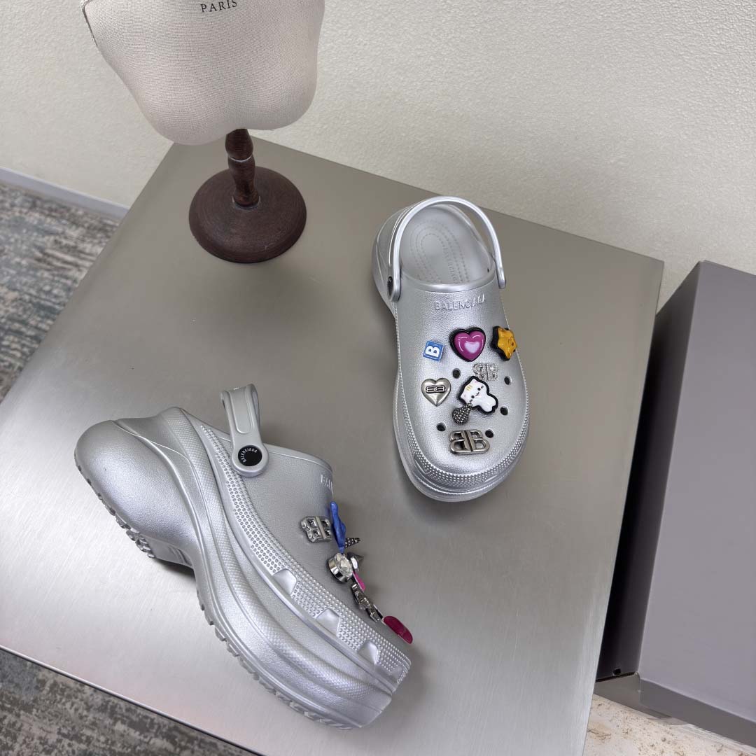 Balenciaga x Crocs Platform Clogs - DesignerGu
