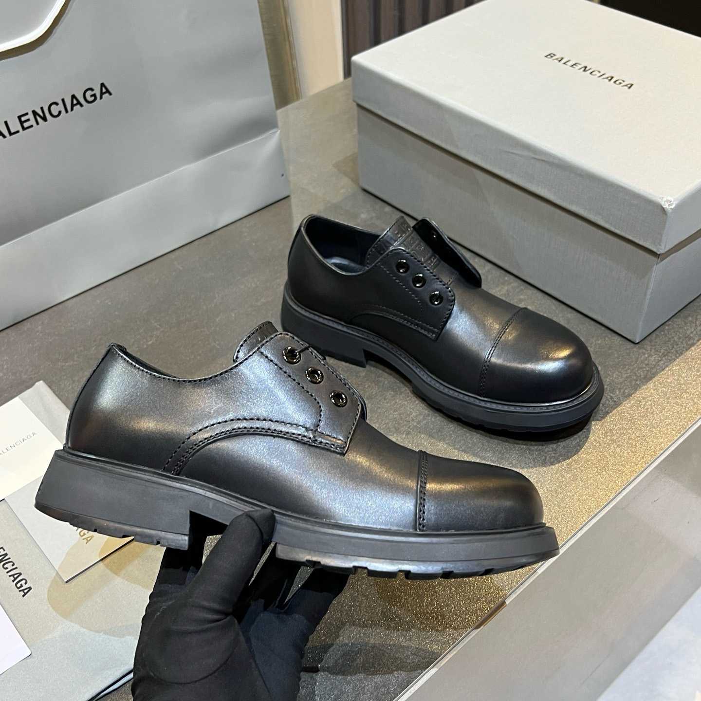 Balenciaga Truck Derby in black soft bullskin - DesignerGu