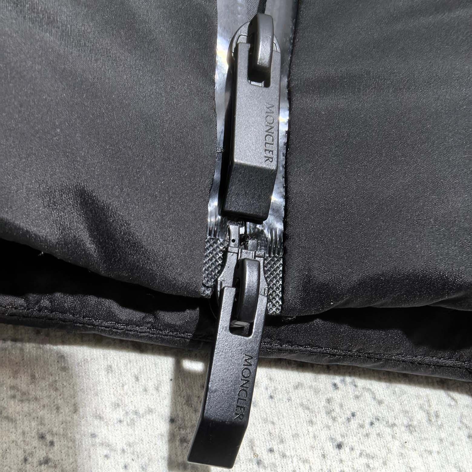 Moncler Padded Quilted Gilet - DesignerGu