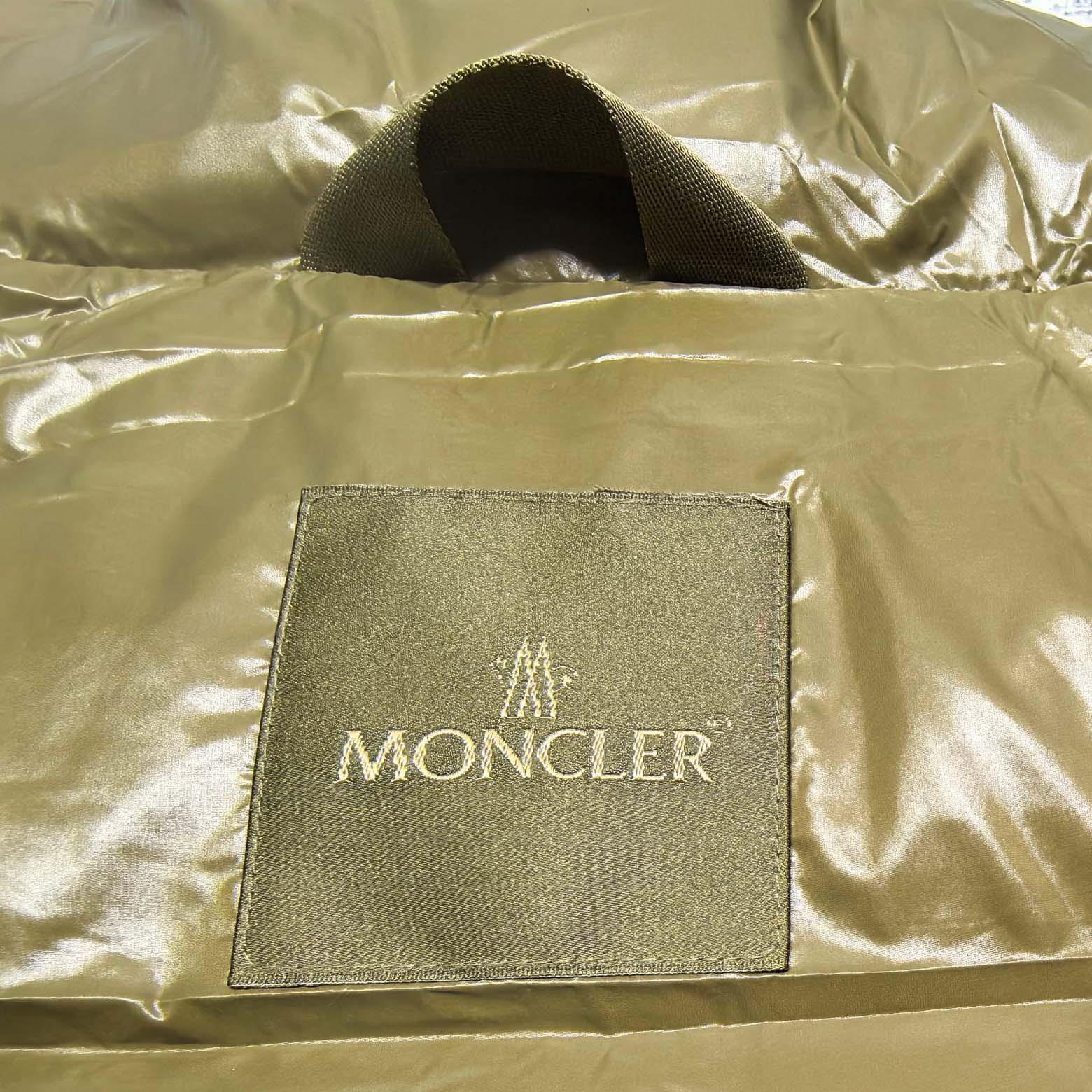 Moncler Lipsi Down Vest - DesignerGu