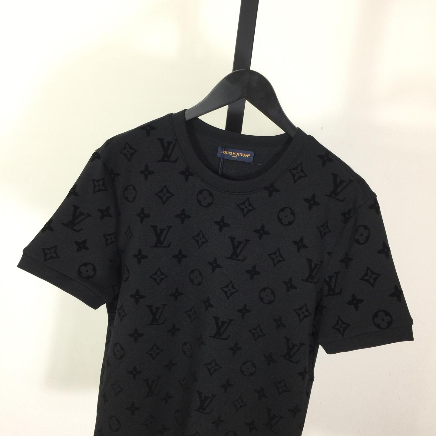 Louis Vuitton Monogram Cotton T-Shirt  - DesignerGu