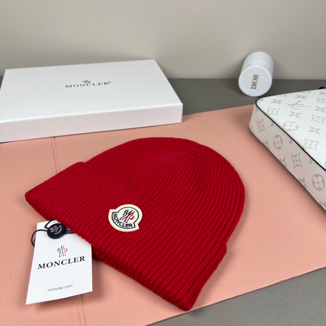 Moncler Beanie  - DesignerGu