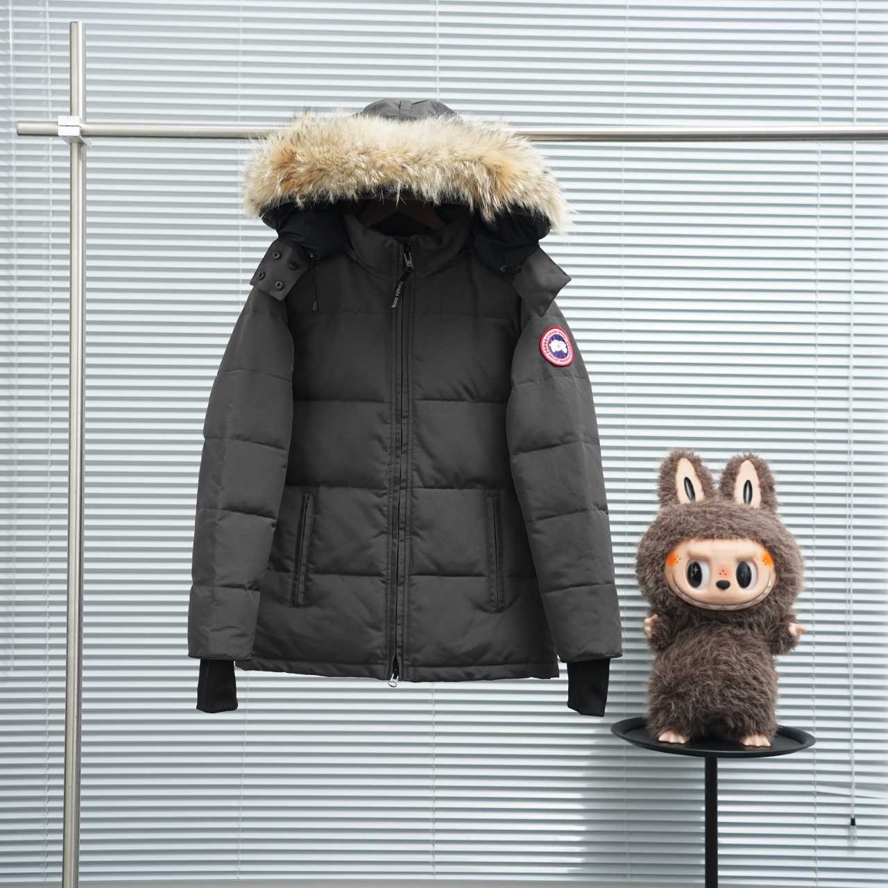 Canada Goose Chelsea Parka - DesignerGu