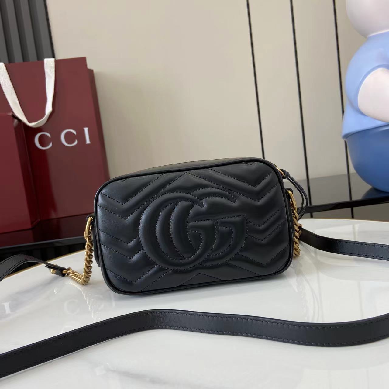 Gucci GG Marmont mini camera bag - DesignerGu
