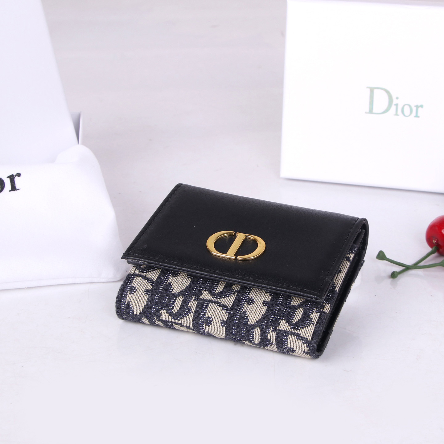Dior Wallet   11*10*2cm - DesignerGu