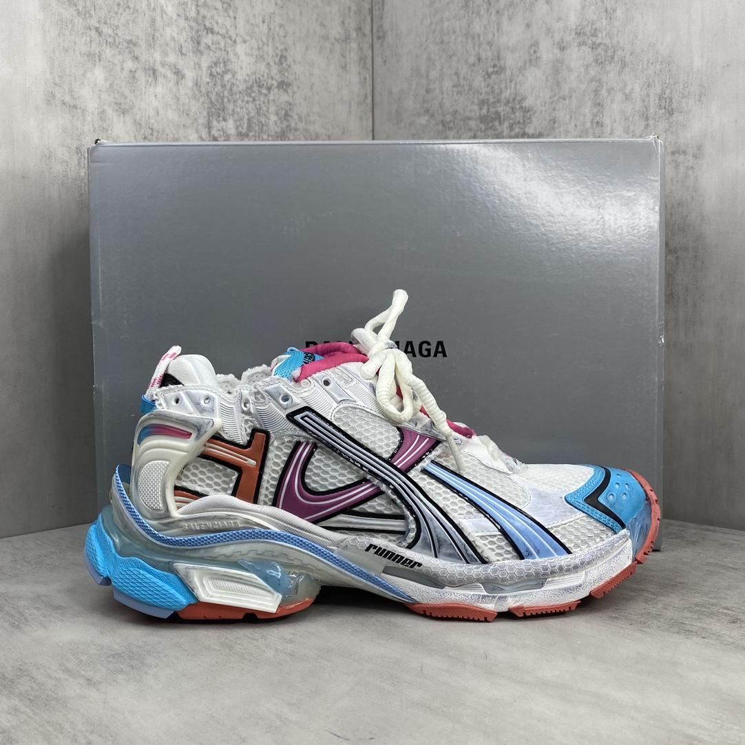Balenciaga Runner Sneakers - DesignerGu