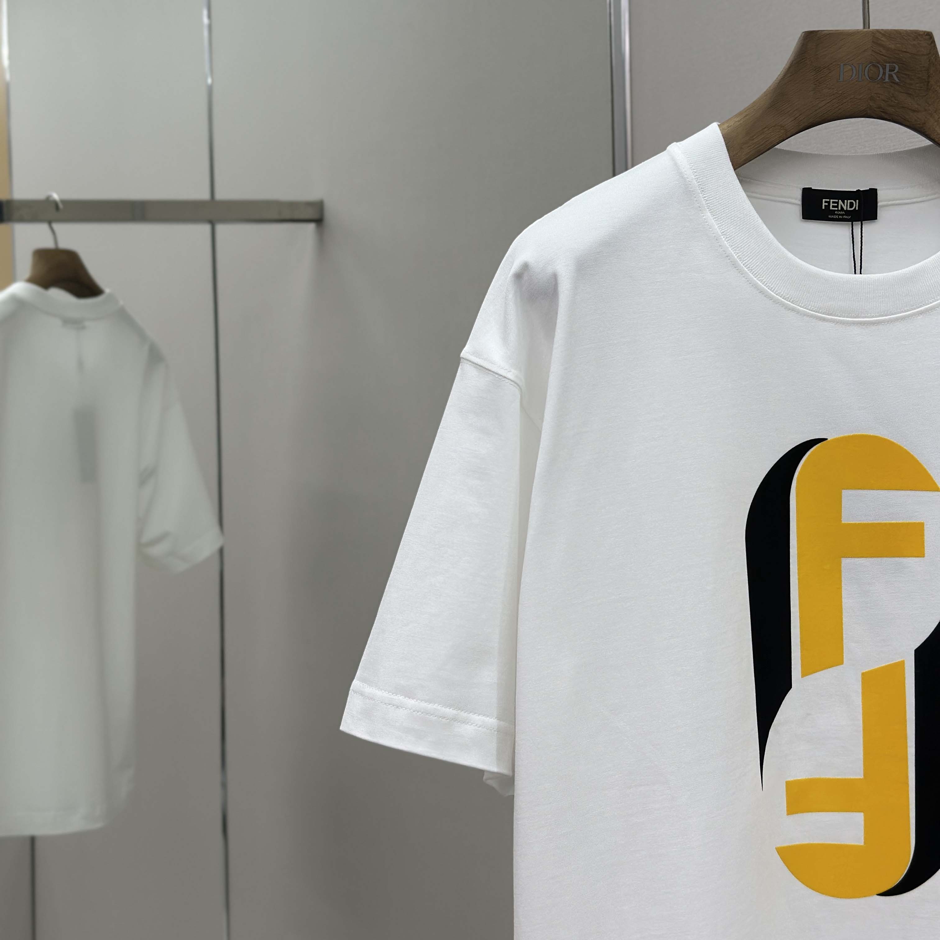 Fendi White Cotton T-shirt - DesignerGu