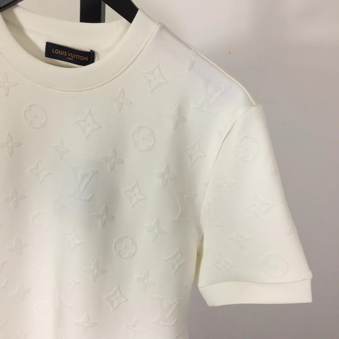 Louis Vuitton Monogram Cotton T-Shirt  - DesignerGu