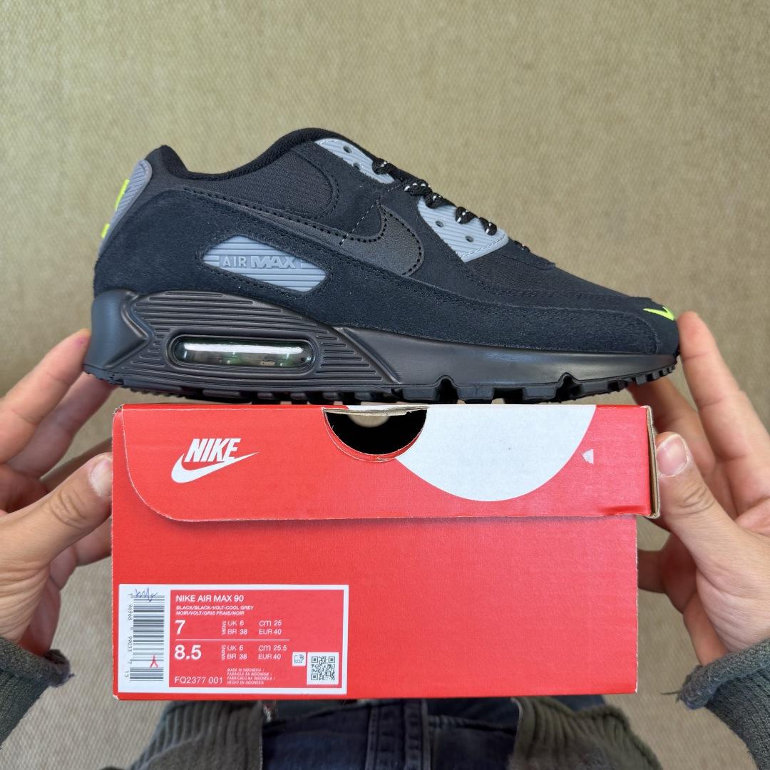 Nike Air Max 90 Sneakers     FZ7186-100 - DesignerGu