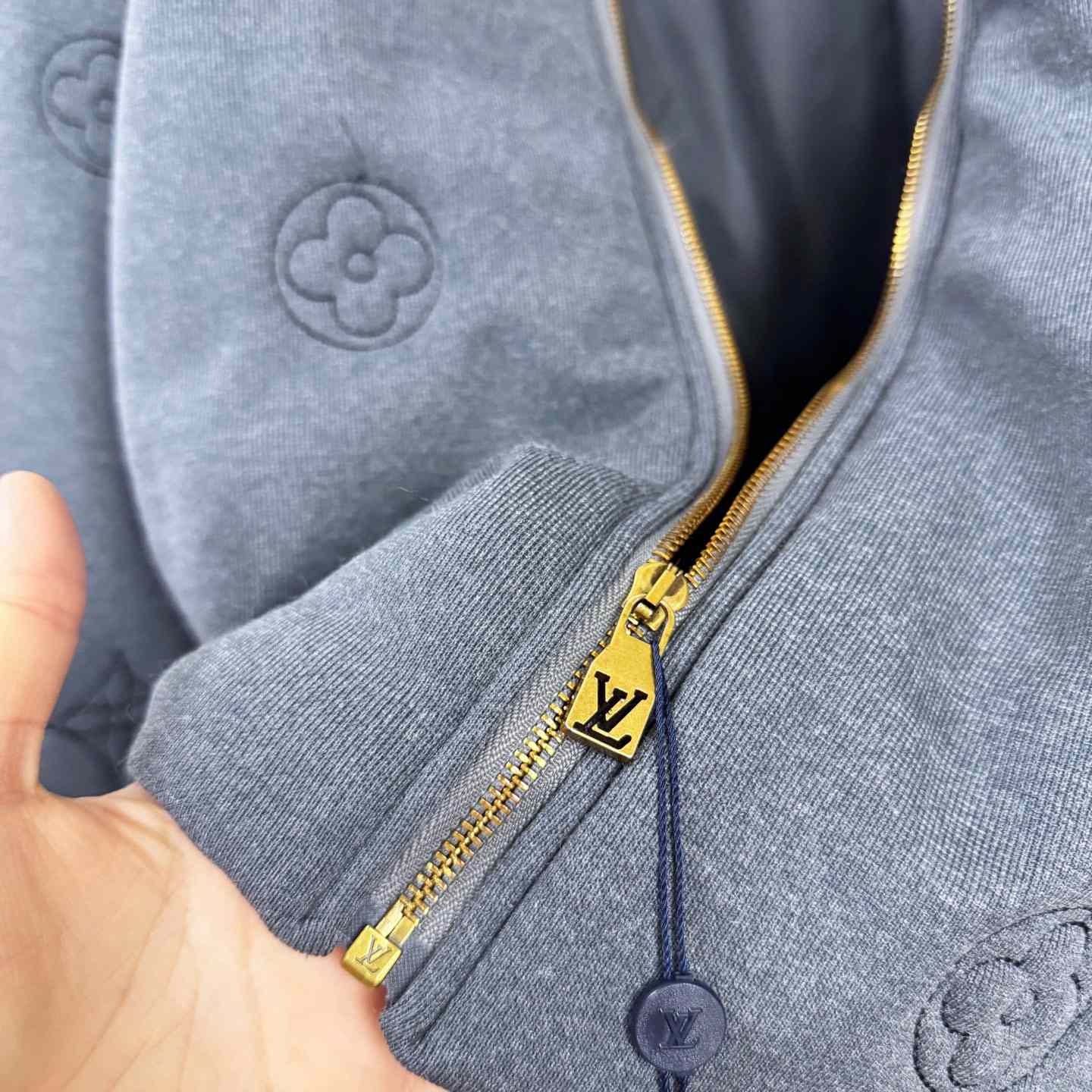 Louis Vuitton Elegant Monogram Knitted Down Blouson - DesignerGu