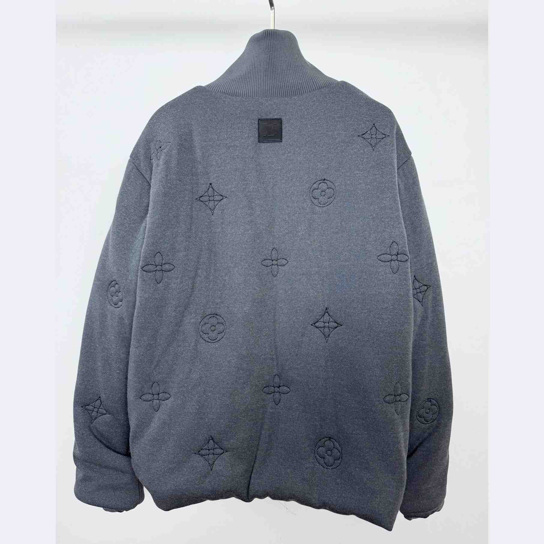 Louis Vuitton Elegant Monogram Knitted Down Blouson - DesignerGu
