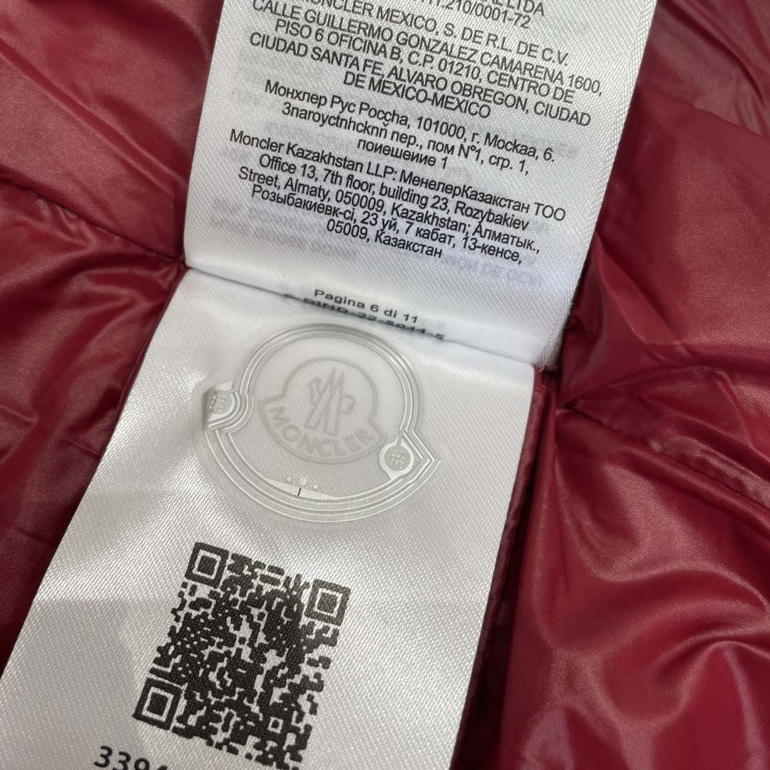 Moncler Vardar Short Down Jacket - DesignerGu