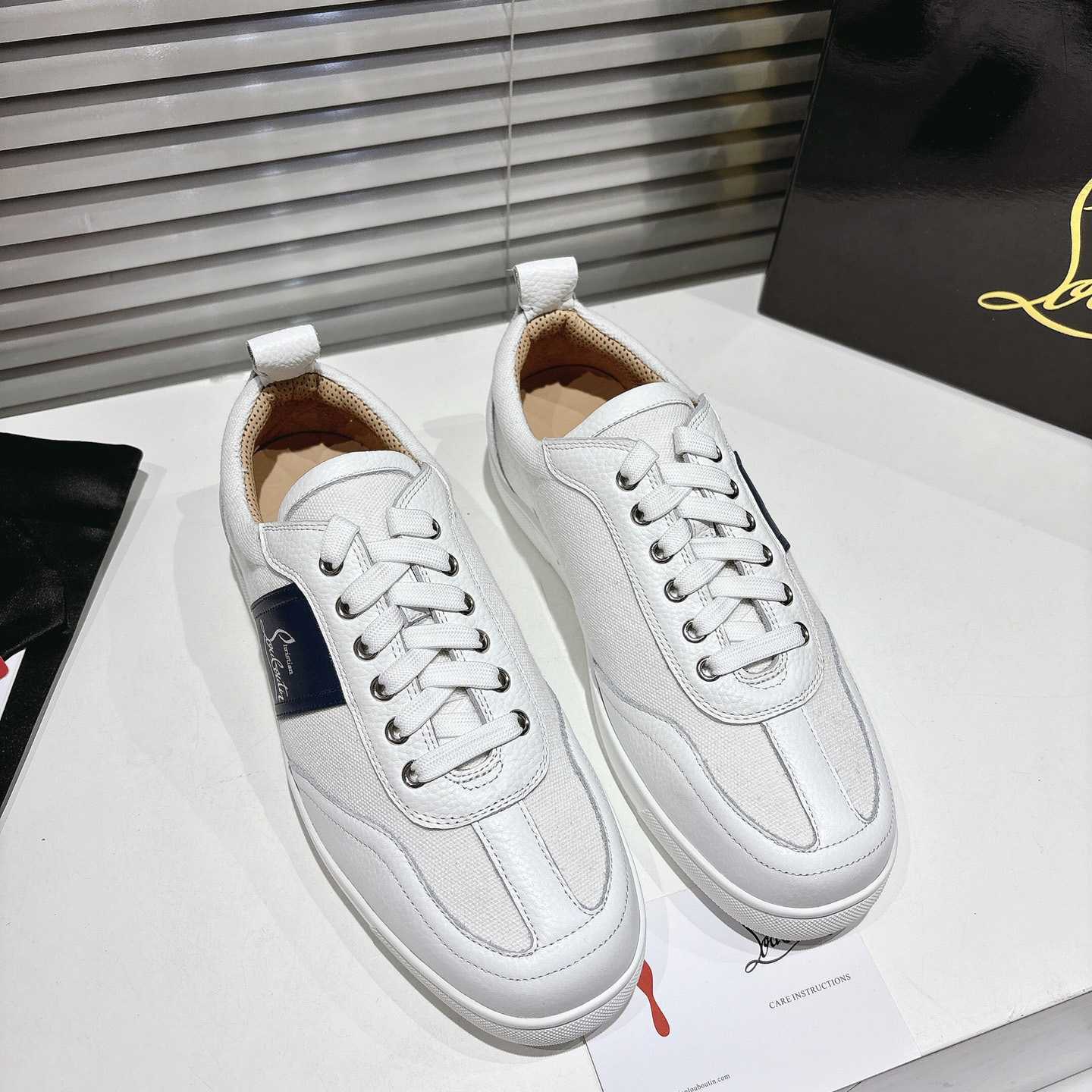 Christian Louboutin Retero Sneakers - DesignerGu