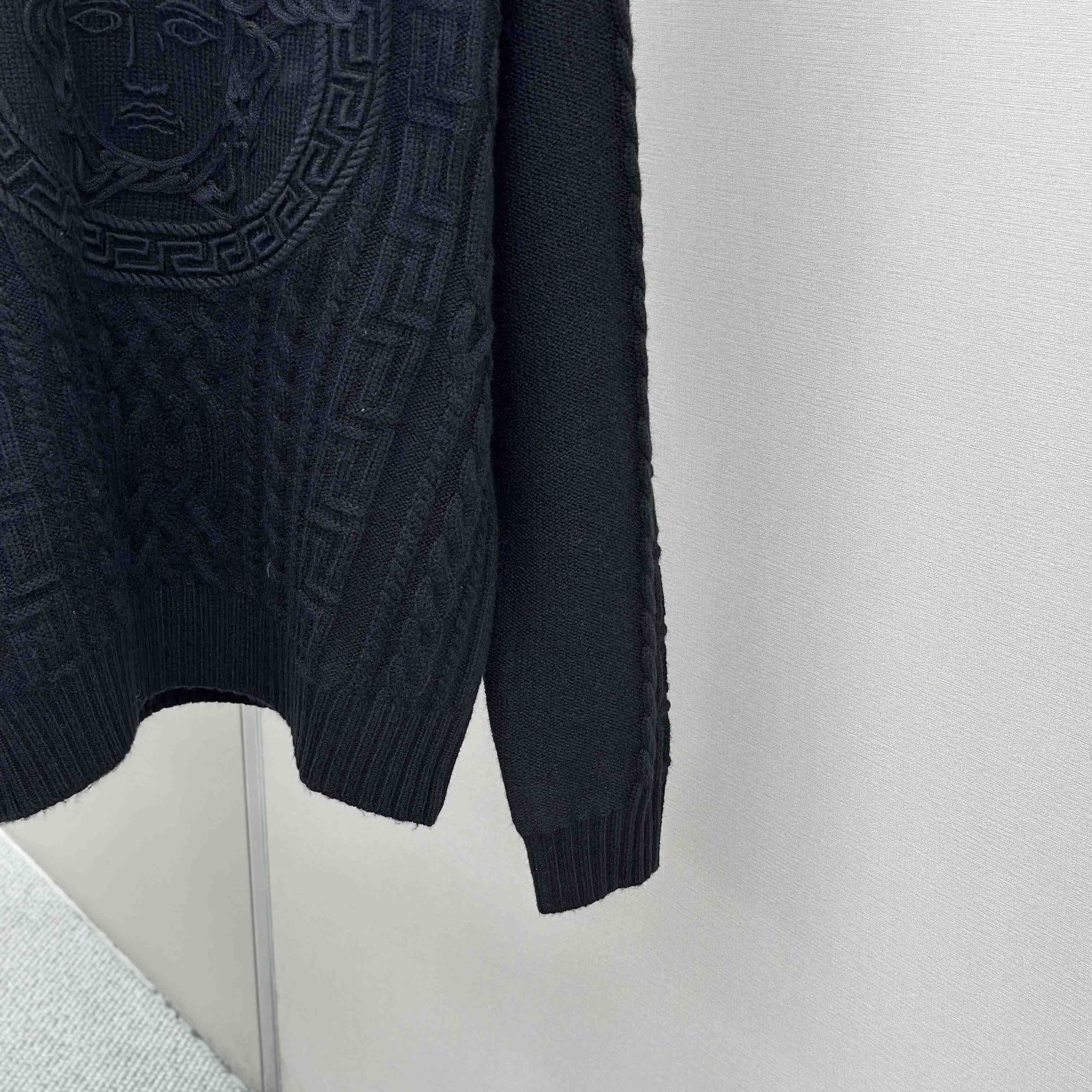 Versace Medusa Crewneck Knit Sweater - DesignerGu