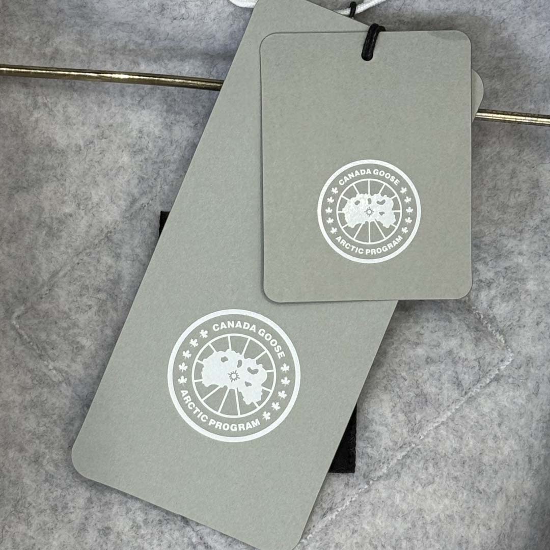 Canada Goose Hudson Fleece Bomber White Label - DesignerGu