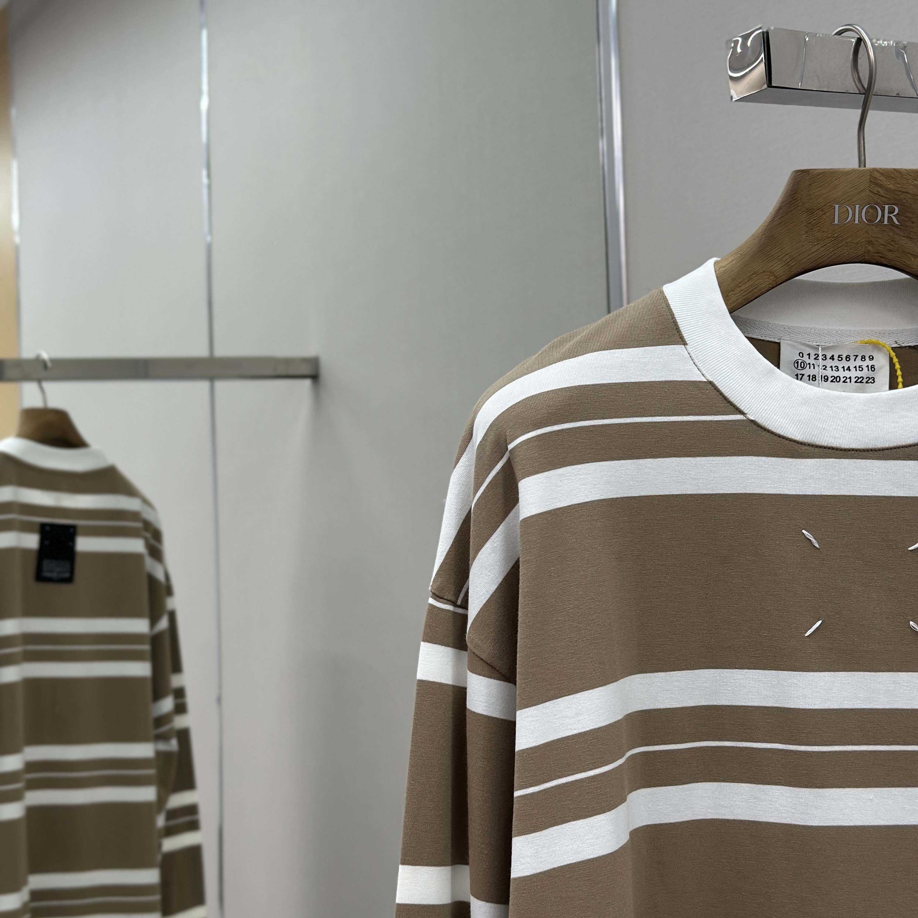 Maison Margiela Striped Long-sleeved - DesignerGu