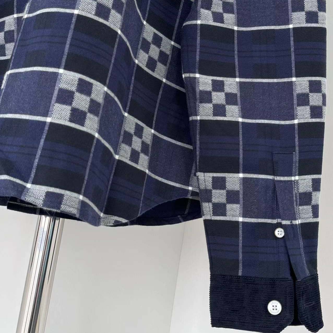 Louis Vuitton Flannel Shirt - DesignerGu