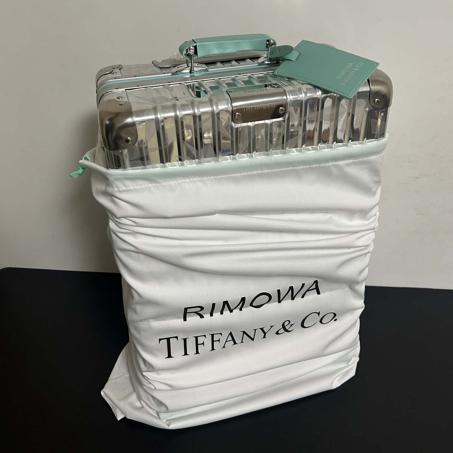 Rimowa x Tiffany&CO Luggage    - DesignerGu