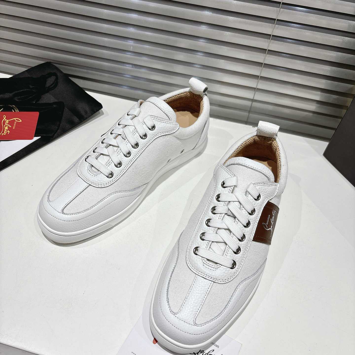 Christian Louboutin Retero Sneakers - DesignerGu