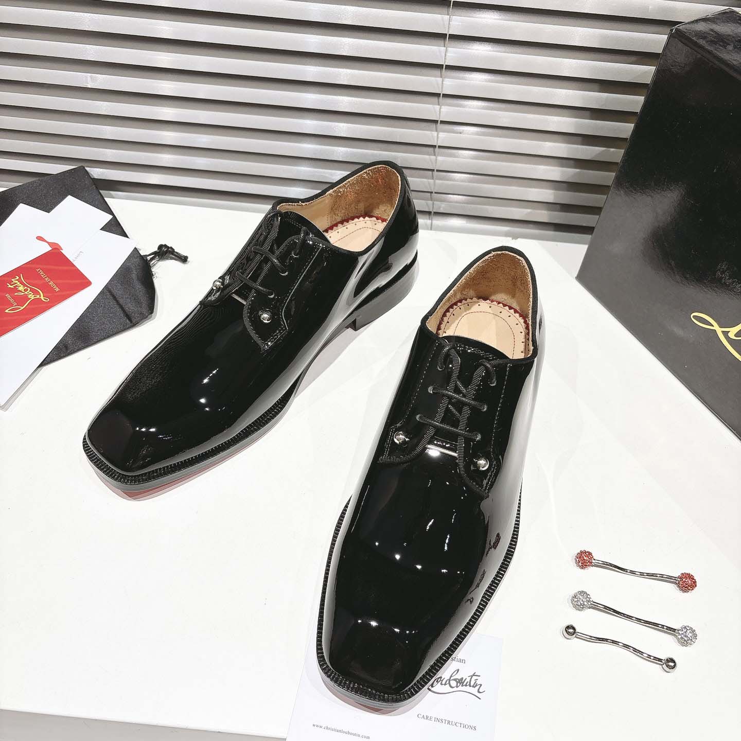 Christian Louboutin Chambeliss Derbies - Patent calf leather - DesignerGu