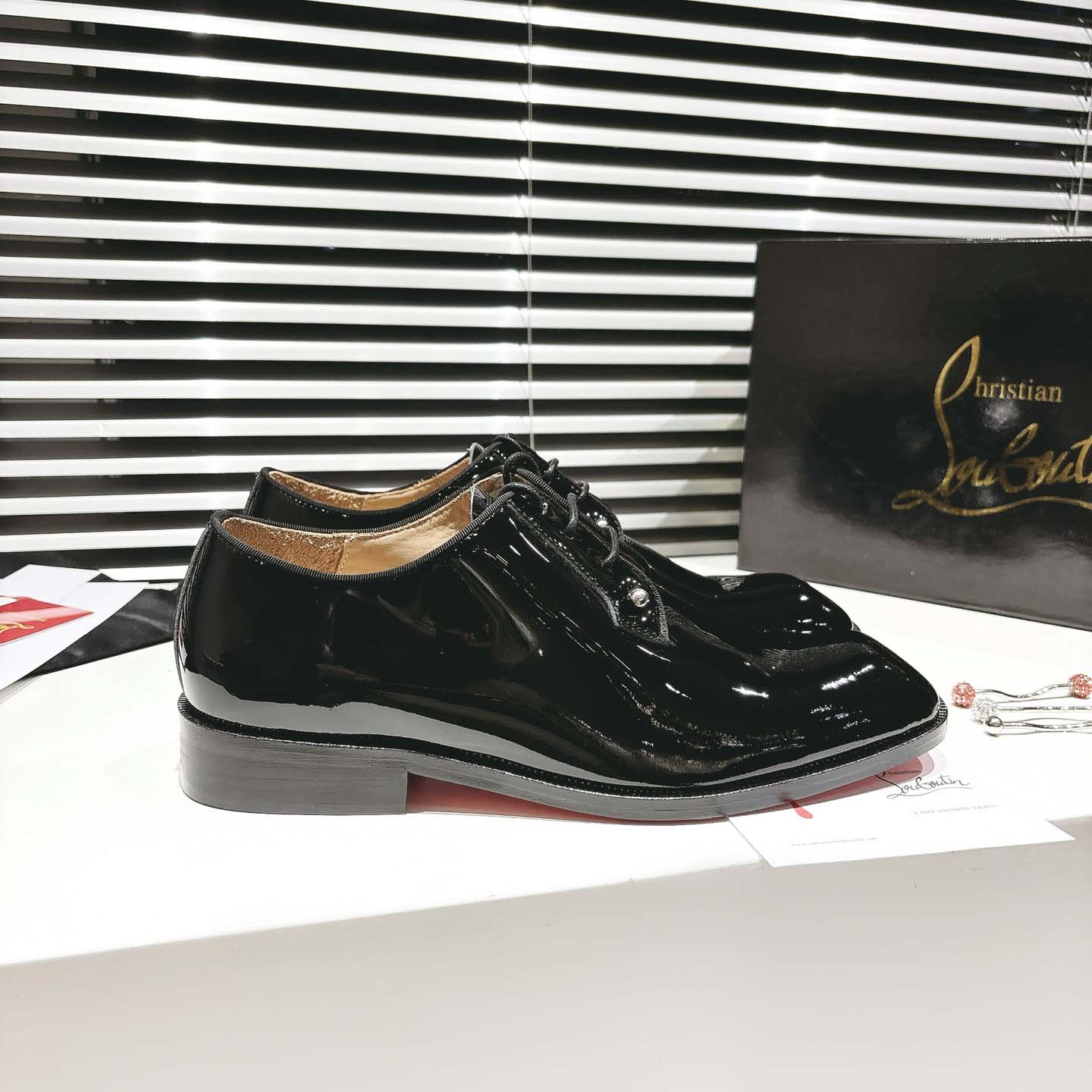 Christian Louboutin Chambeliss Derbies - Patent calf leather - DesignerGu