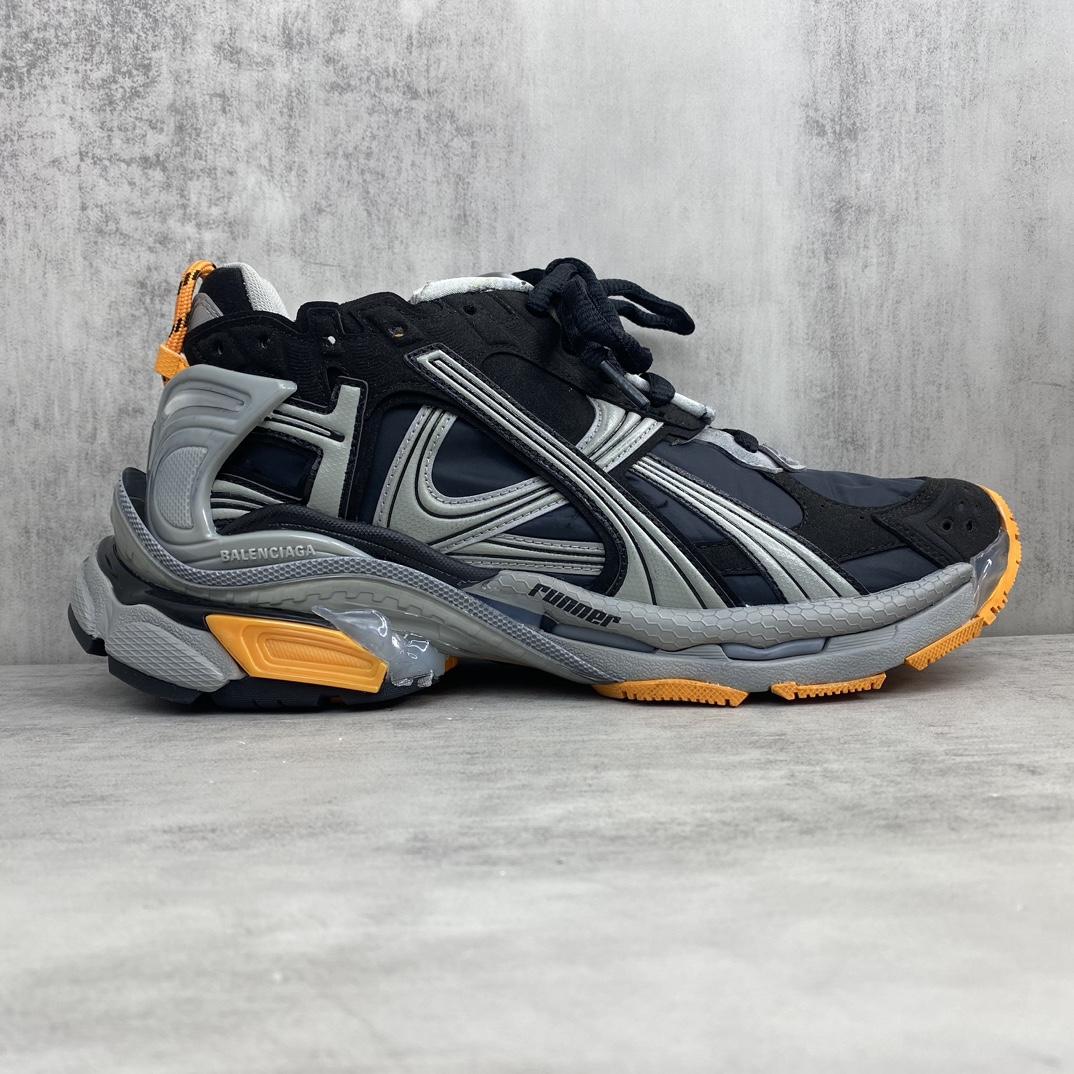 Balenciaga Runner Sneakers - DesignerGu