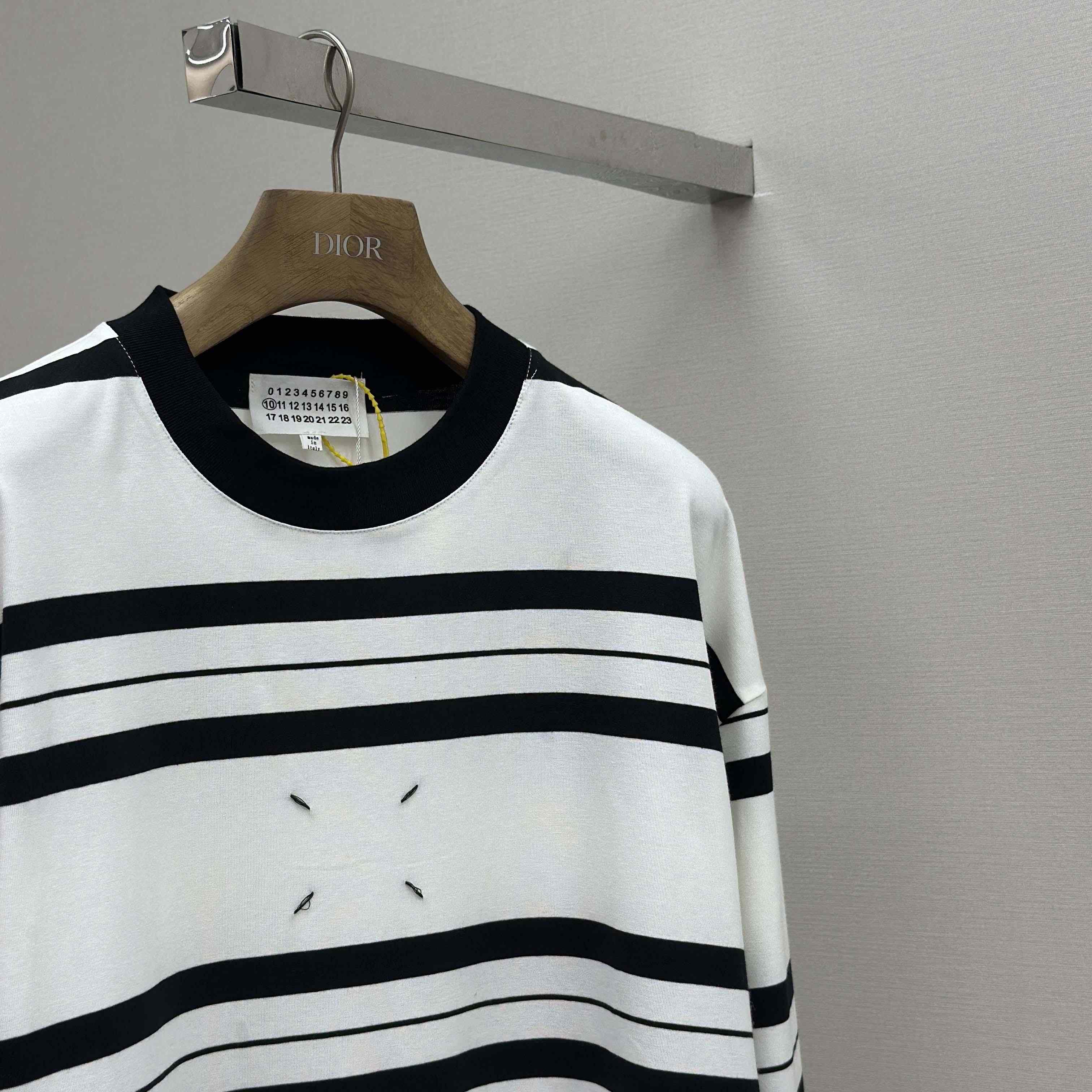 Maison Margiela Striped Long-sleeved - DesignerGu