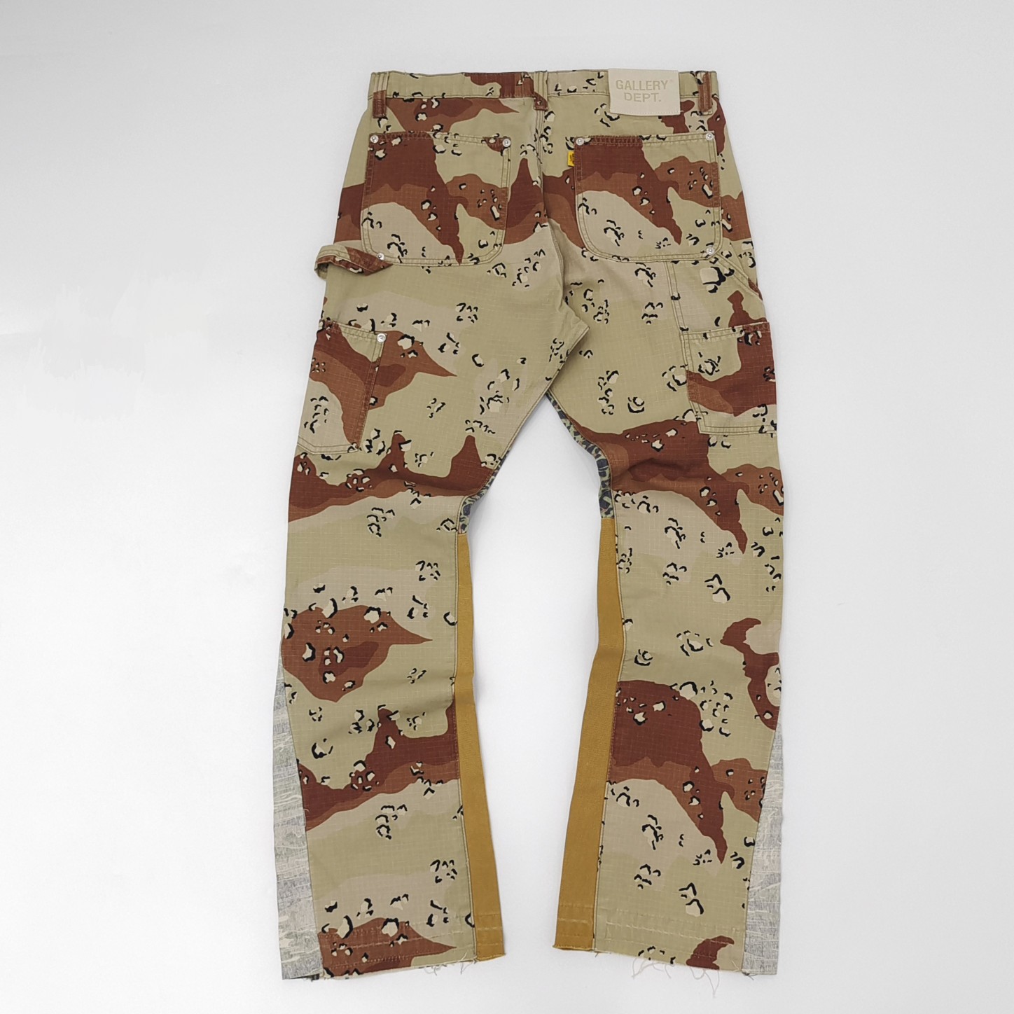 Gallery Department LA Flare Cargo Pants - DesignerGu