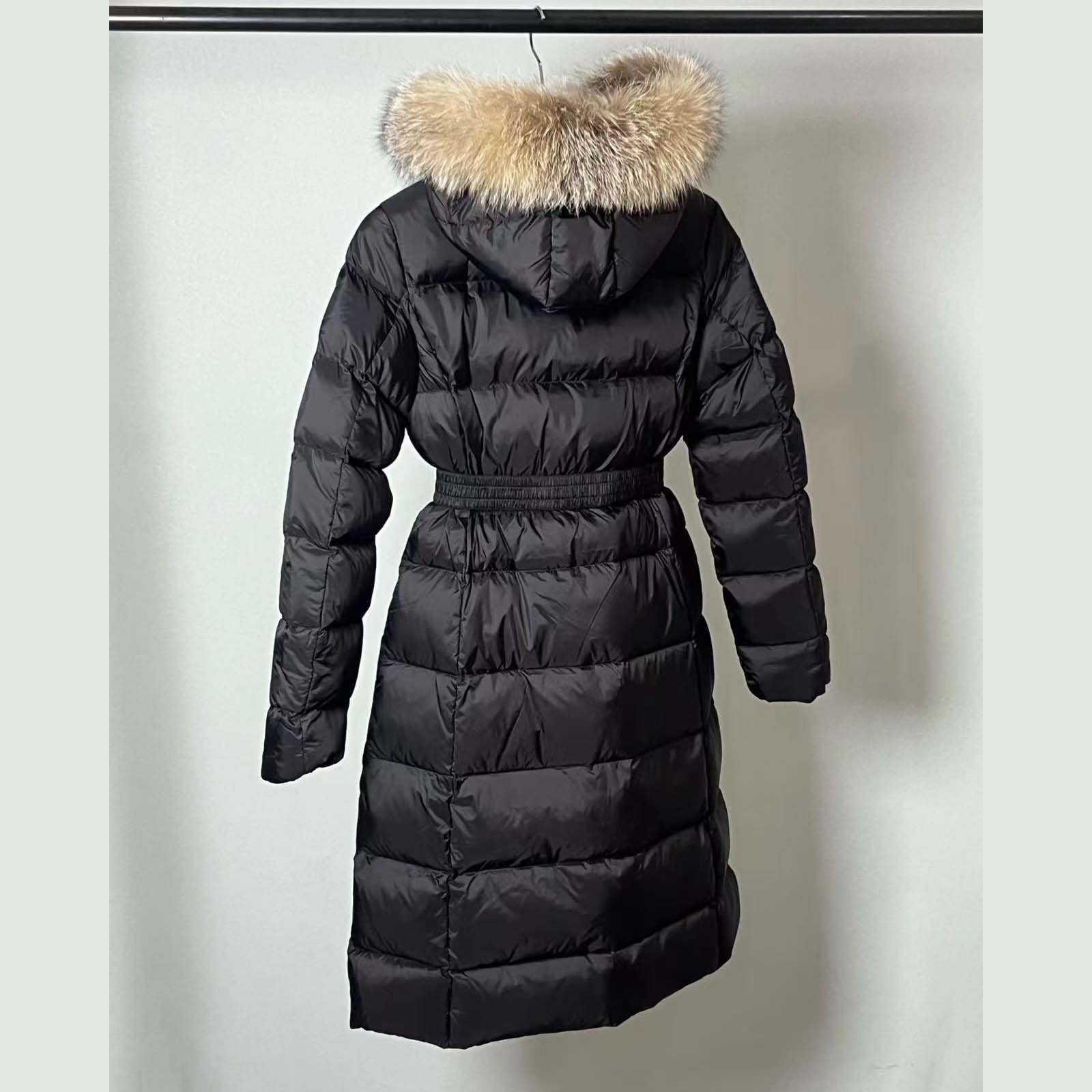 Moncler Boedic Down Jacket With A Detachable Shearling Trim - DesignerGu