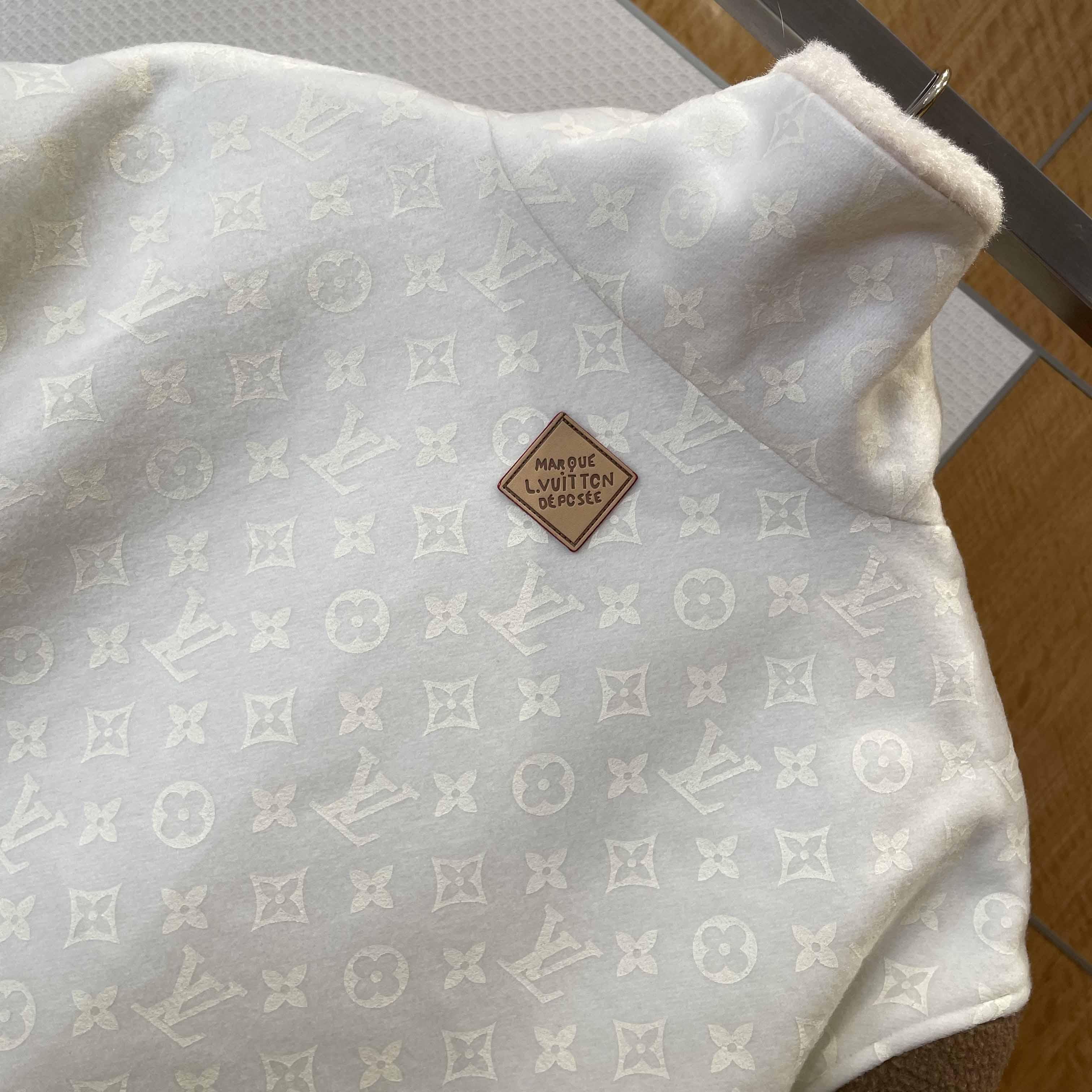 Louis Vuitton Monogram Blouson With Shearling Collar  1AJBD1 - DesignerGu