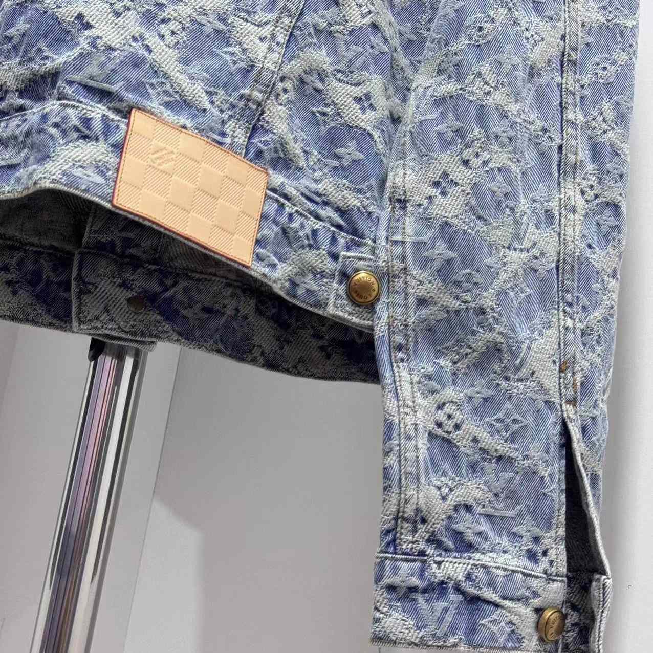 Louis Vuitton Monogram Denim Trucker Jacket - DesignerGu