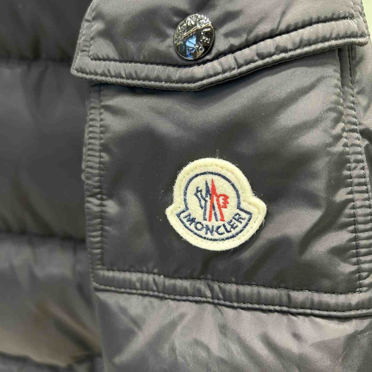 Moncler Maya Matte Short Down Jacket - DesignerGu