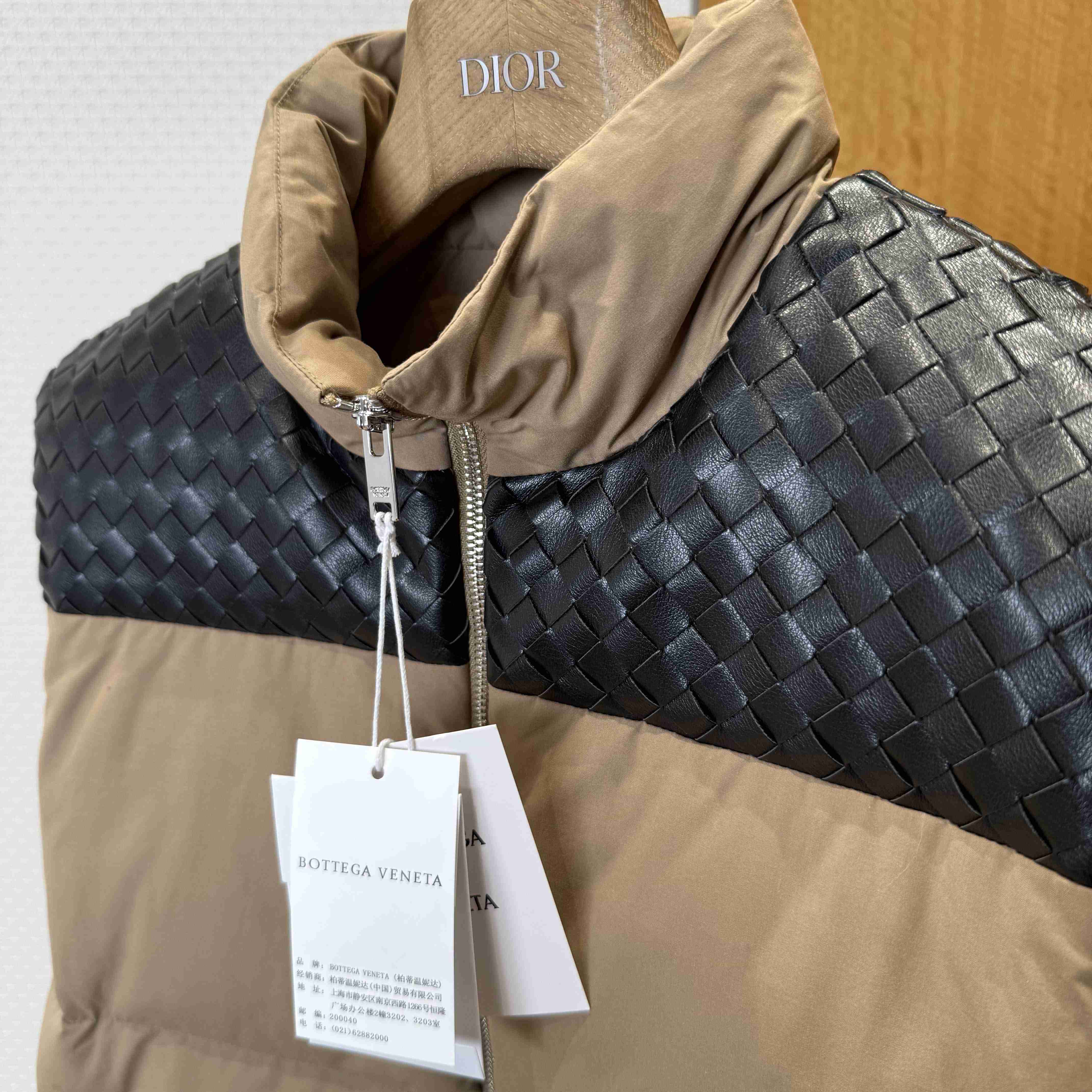 Bottega Veneta Frosted Poplin Puffer Gilet - DesignerGu