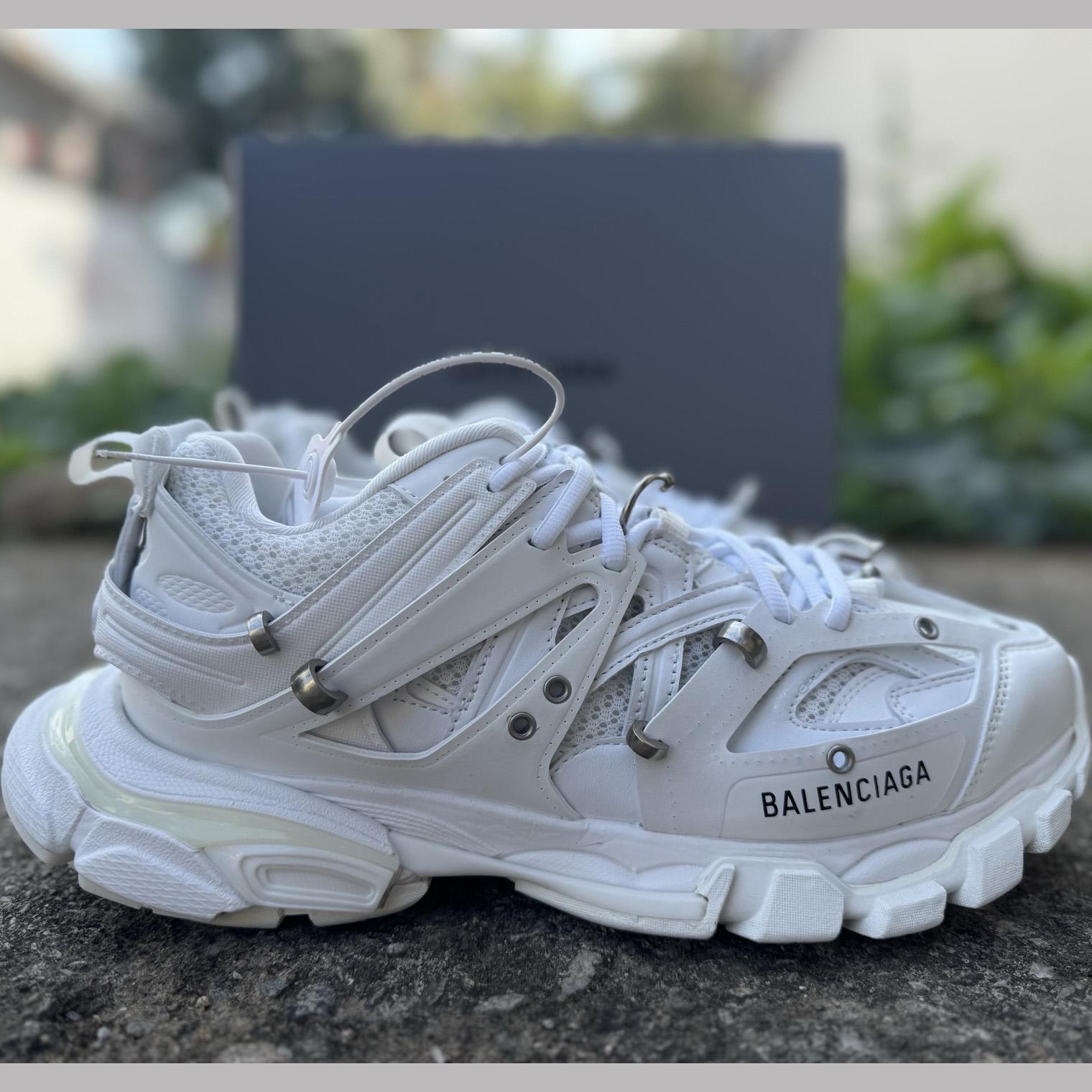 Balenciaga Track piercing Sneaker In White - DesignerGu