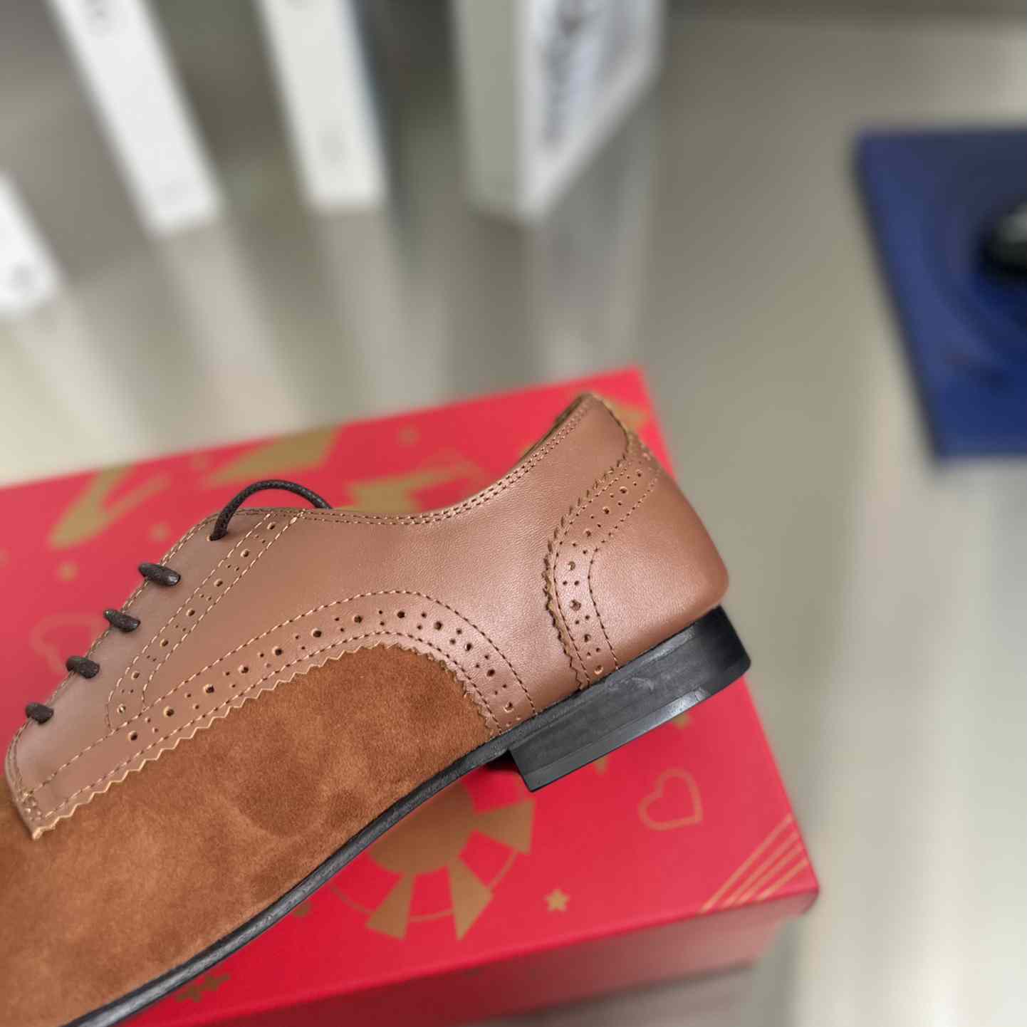 Christian Louboutin Greggo - Oxfords - DesignerGu