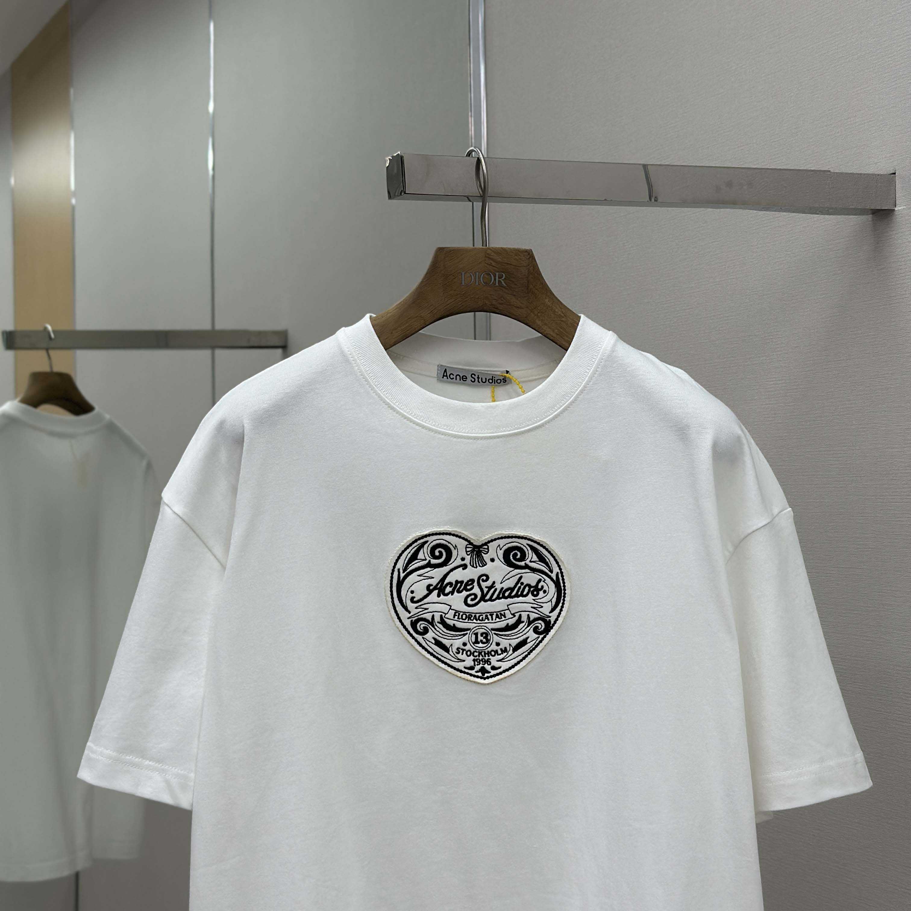 Acne Studios Logo T-shirt - Off white - DesignerGu