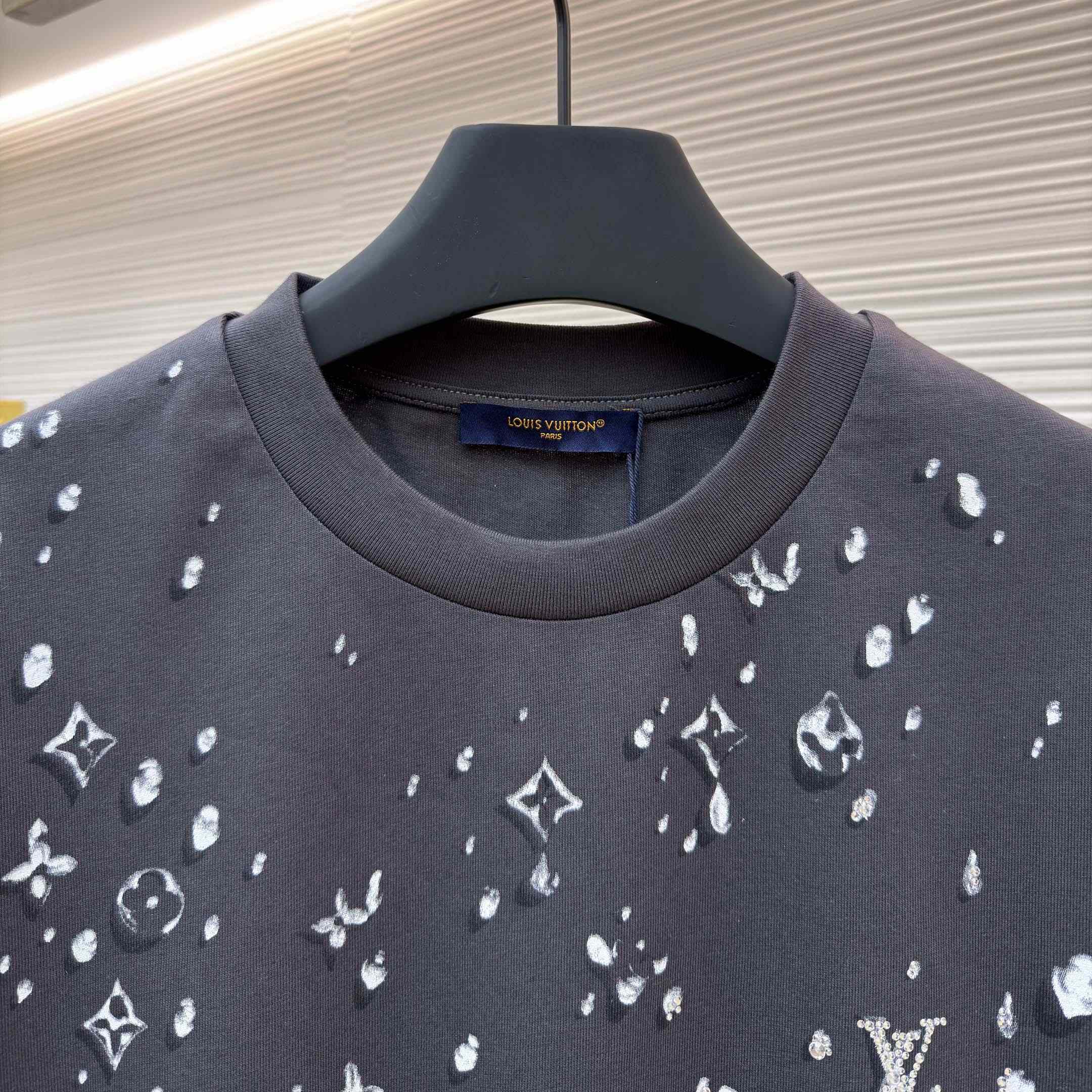 Louis Vuitton Monogram Short-Sleeved T-Shirt   1AJCBF - DesignerGu