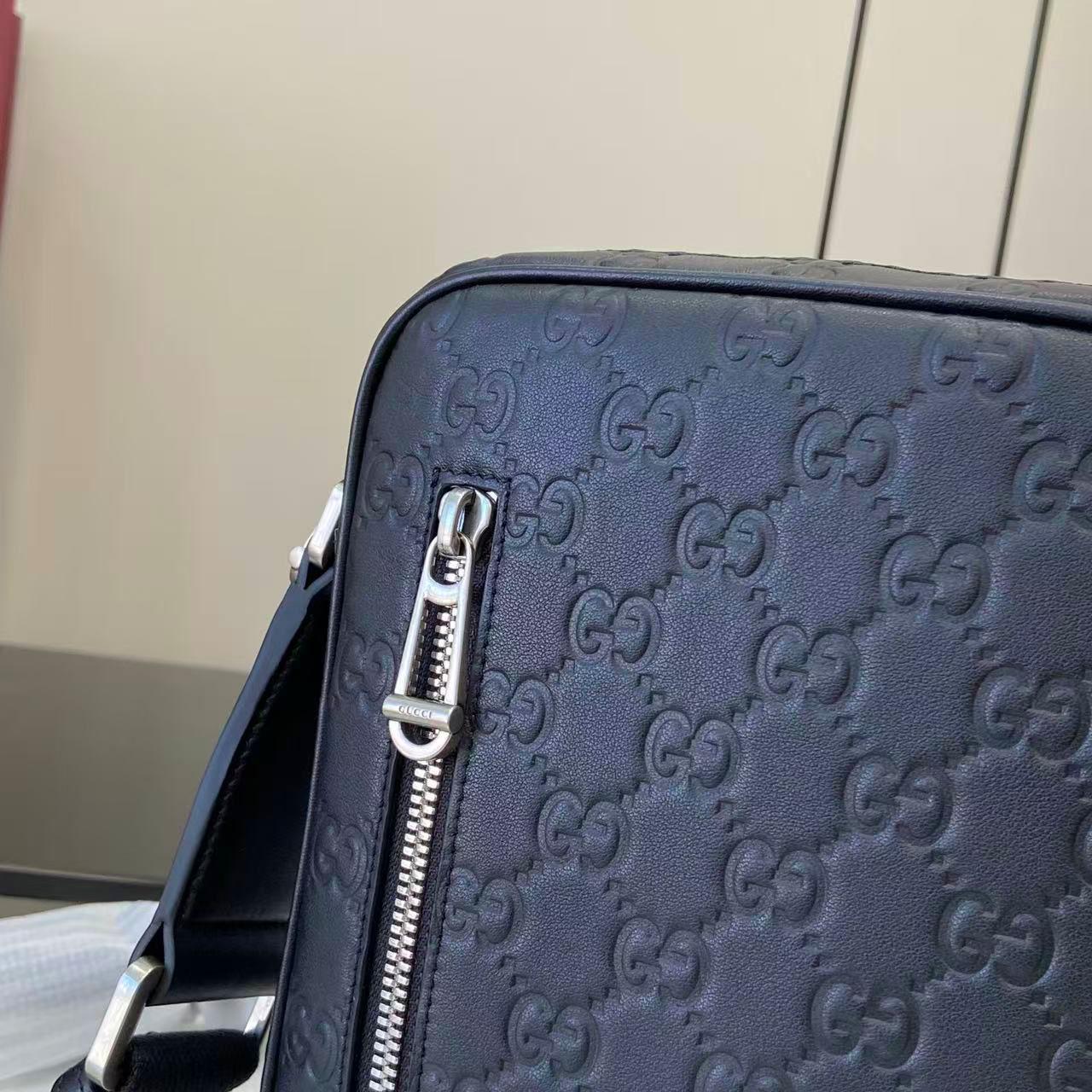 Gucci GG Emblem Small Crossbody Bag 850238 - DesignerGu