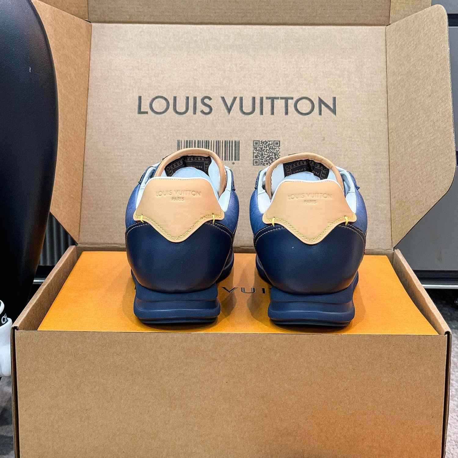 Louis Vuitton LV BUTTERSOFT Sneaker    1AIKI9 - DesignerGu