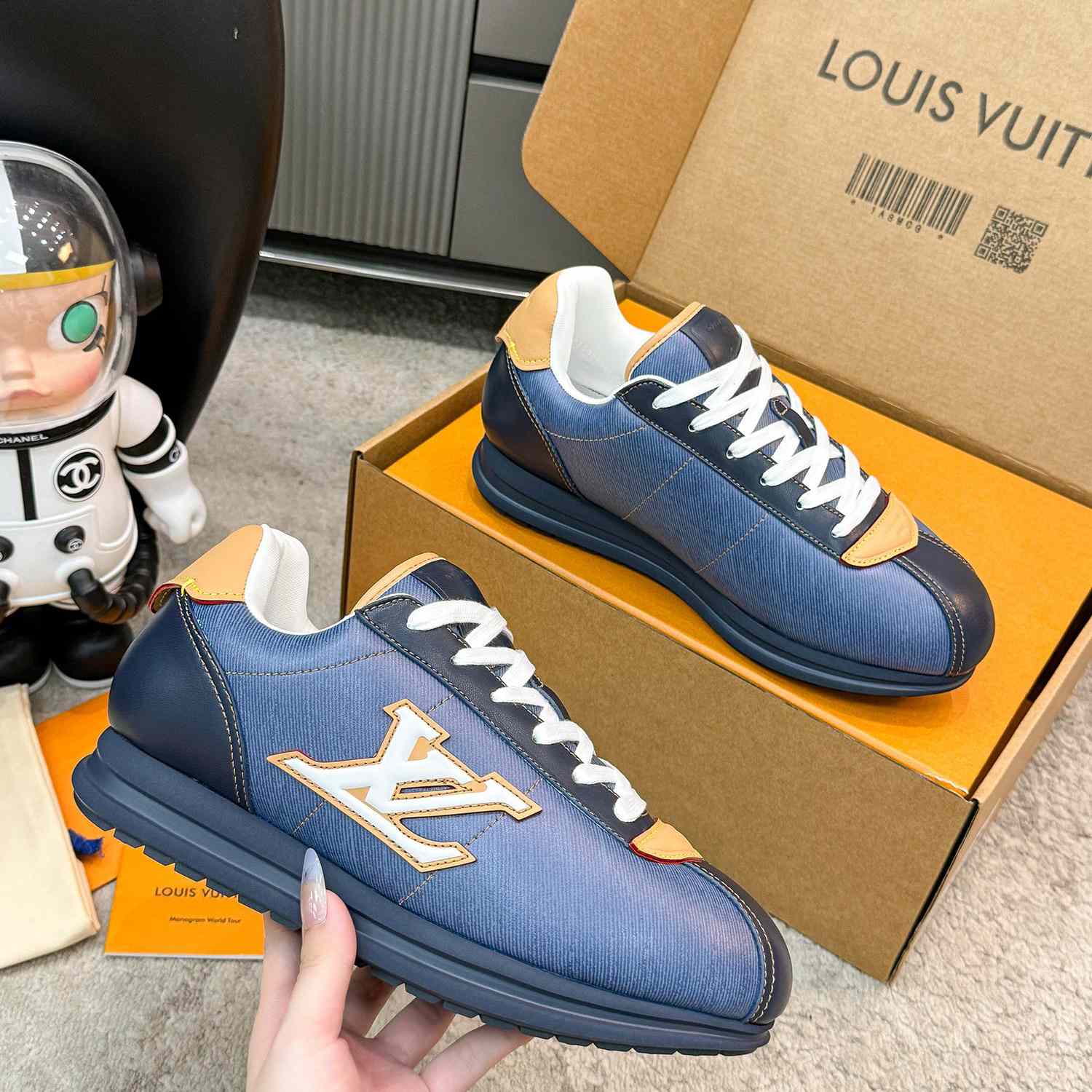 Louis Vuitton LV BUTTERSOFT Sneaker    1AIKI9 - DesignerGu