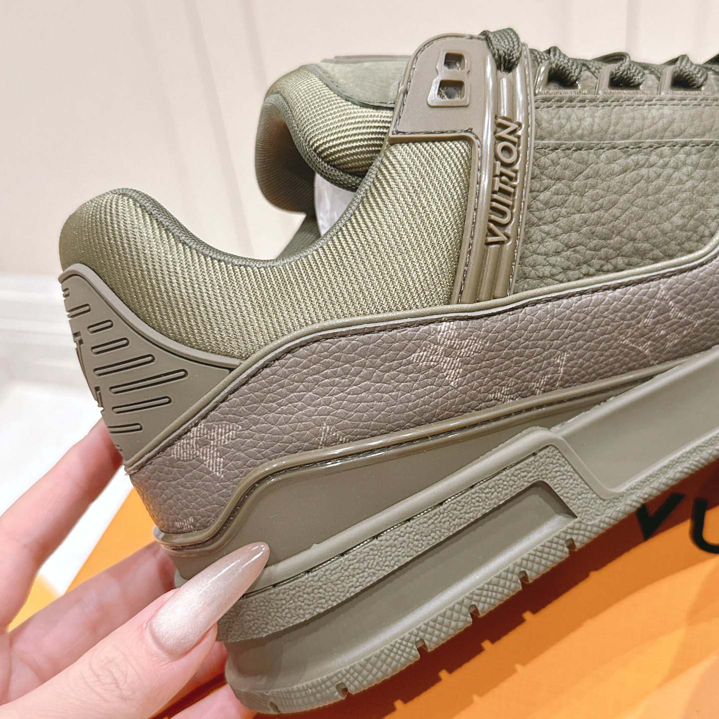 Louis Vuitton LV Trainer Sneaker  1AHA05 - DesignerGu