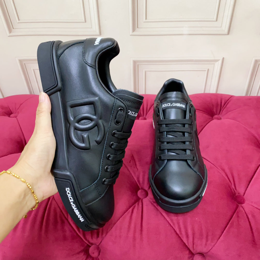 Dolce & Gabbana Sneakers - DesignerGu