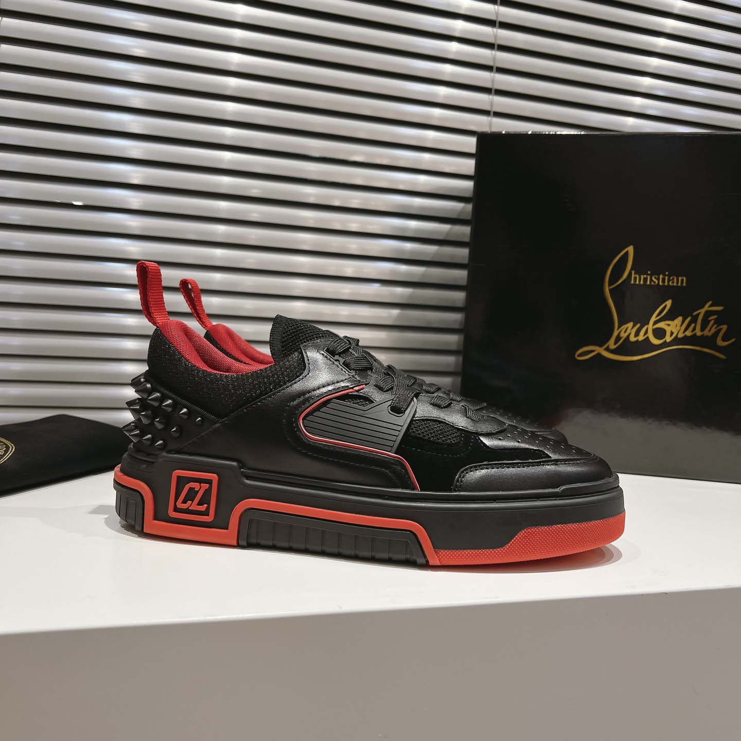 Christian Louboutin Astroloubi Leather Sneakers - DesignerGu