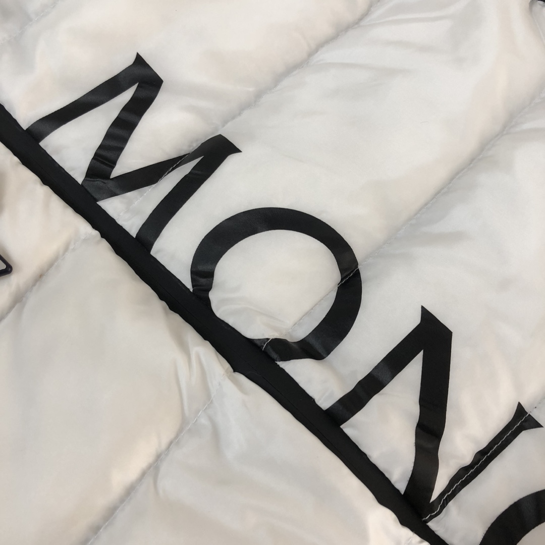 Moncler Cenis Down Gilet - DesignerGu