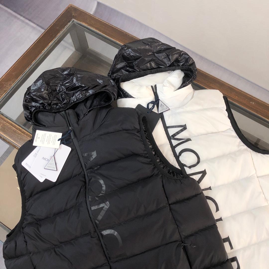 Moncler Cenis Down Gilet - DesignerGu