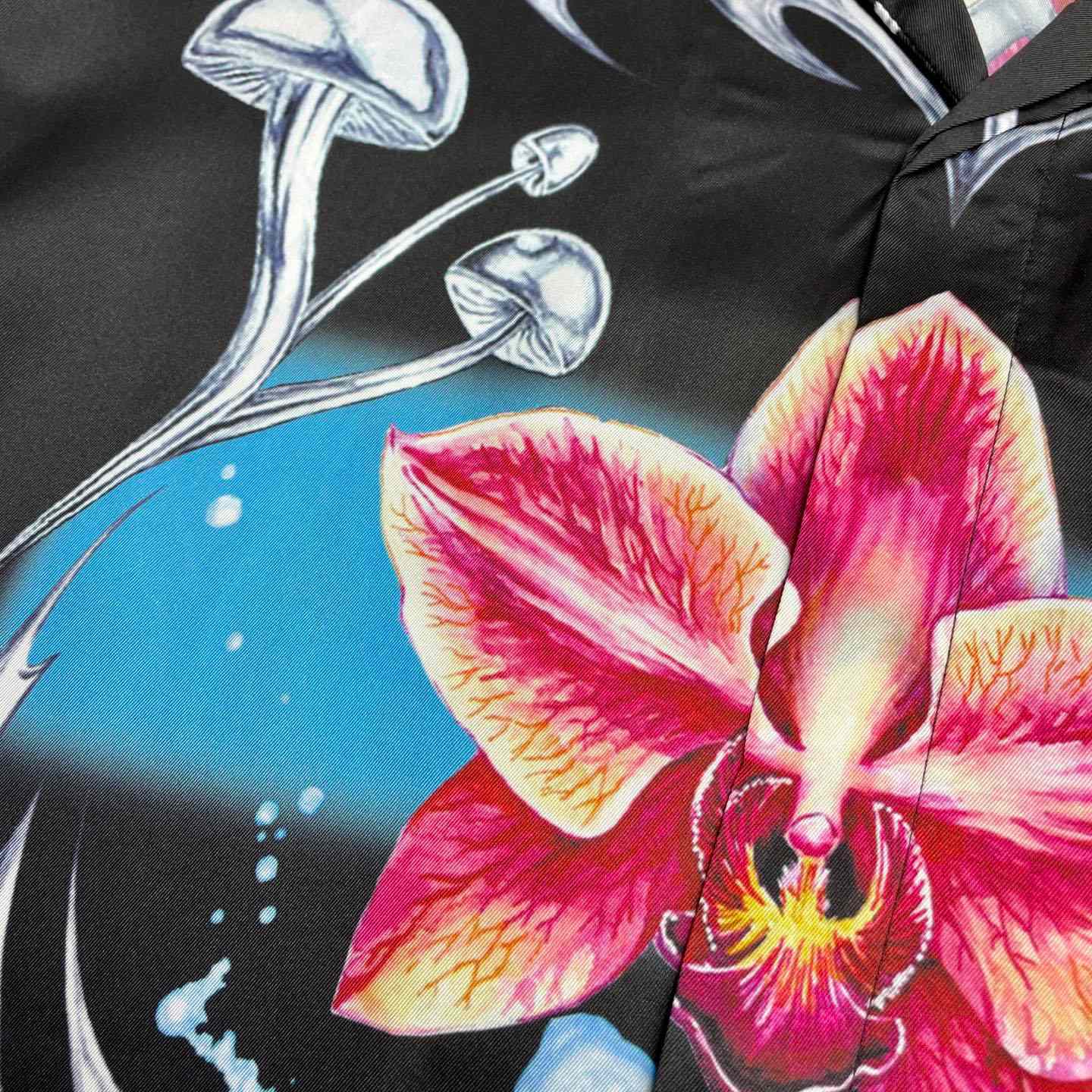 Casablanca Blades Short Sleeve Silk Satin Shirt CA3571 - DesignerGu