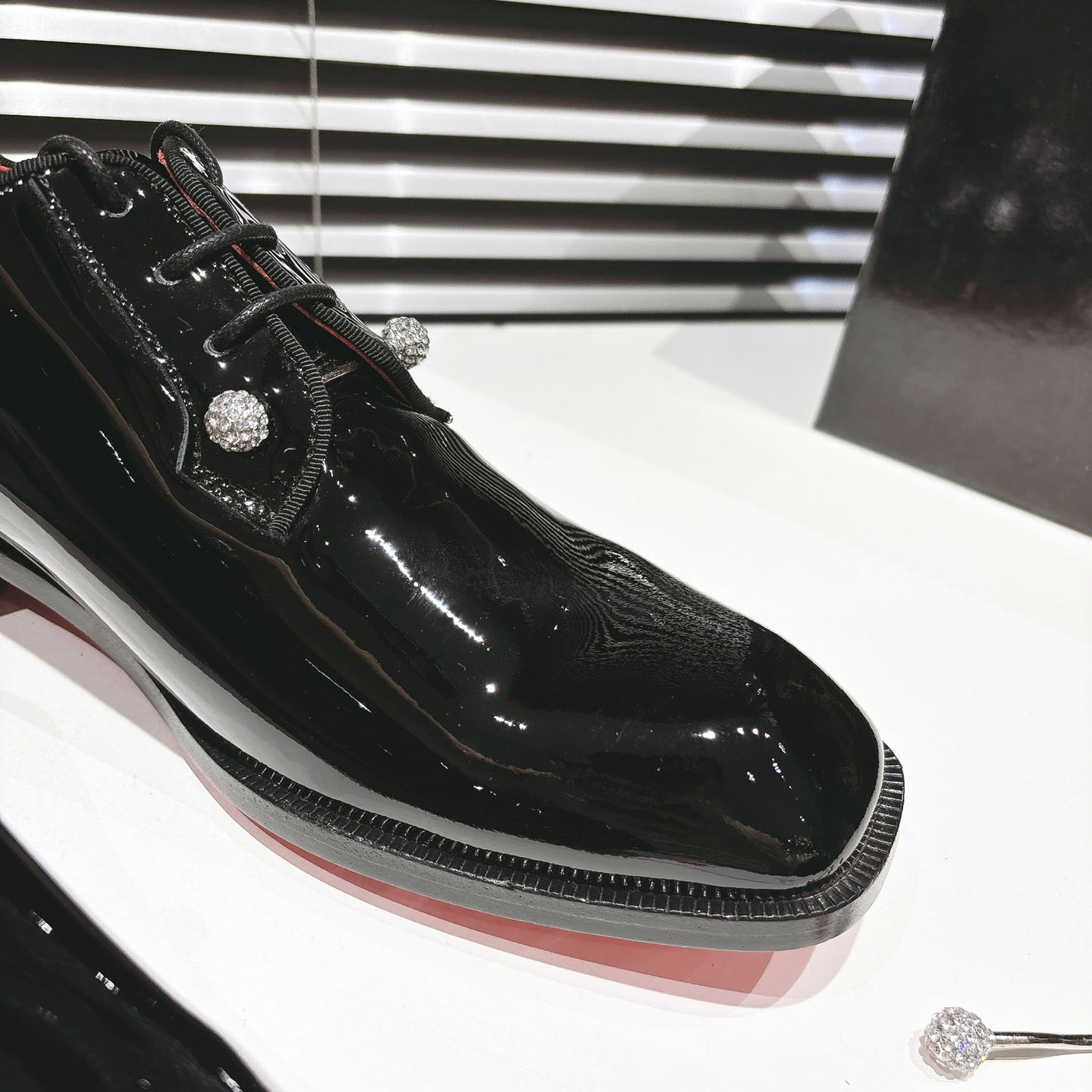 Christian Louboutin Chambeliss Night Strass - DesignerGu