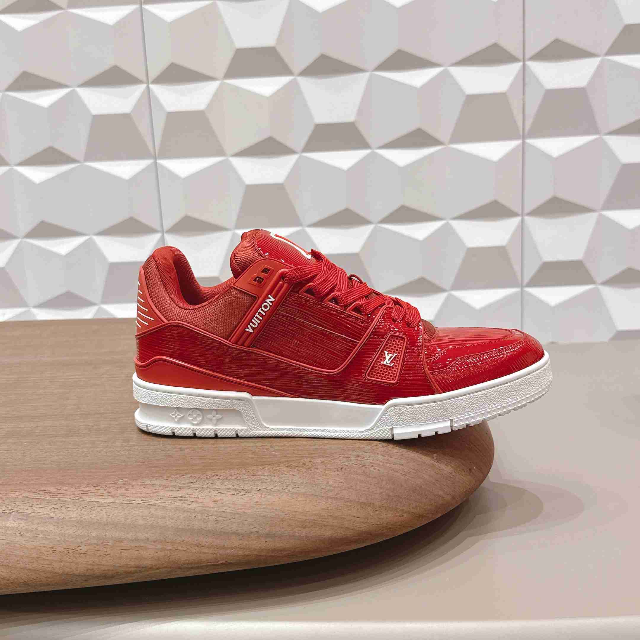 Louis Vuitton Trainer Sneaker 1AJ047 - DesignerGu